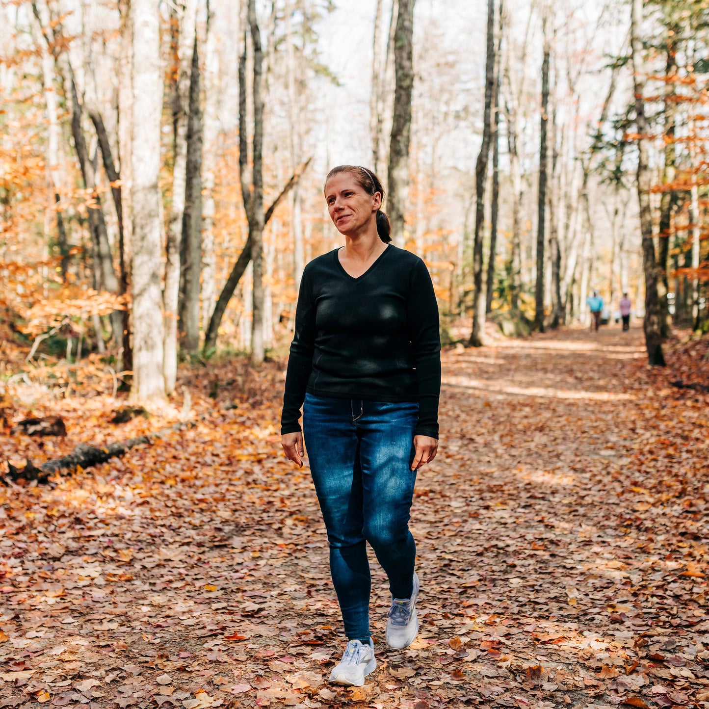 Women's Long Sleeve V-Neck - 100% Merino Wool Base Layer - Casual Shirt - Under Layer - Midlayer - Black - Medium