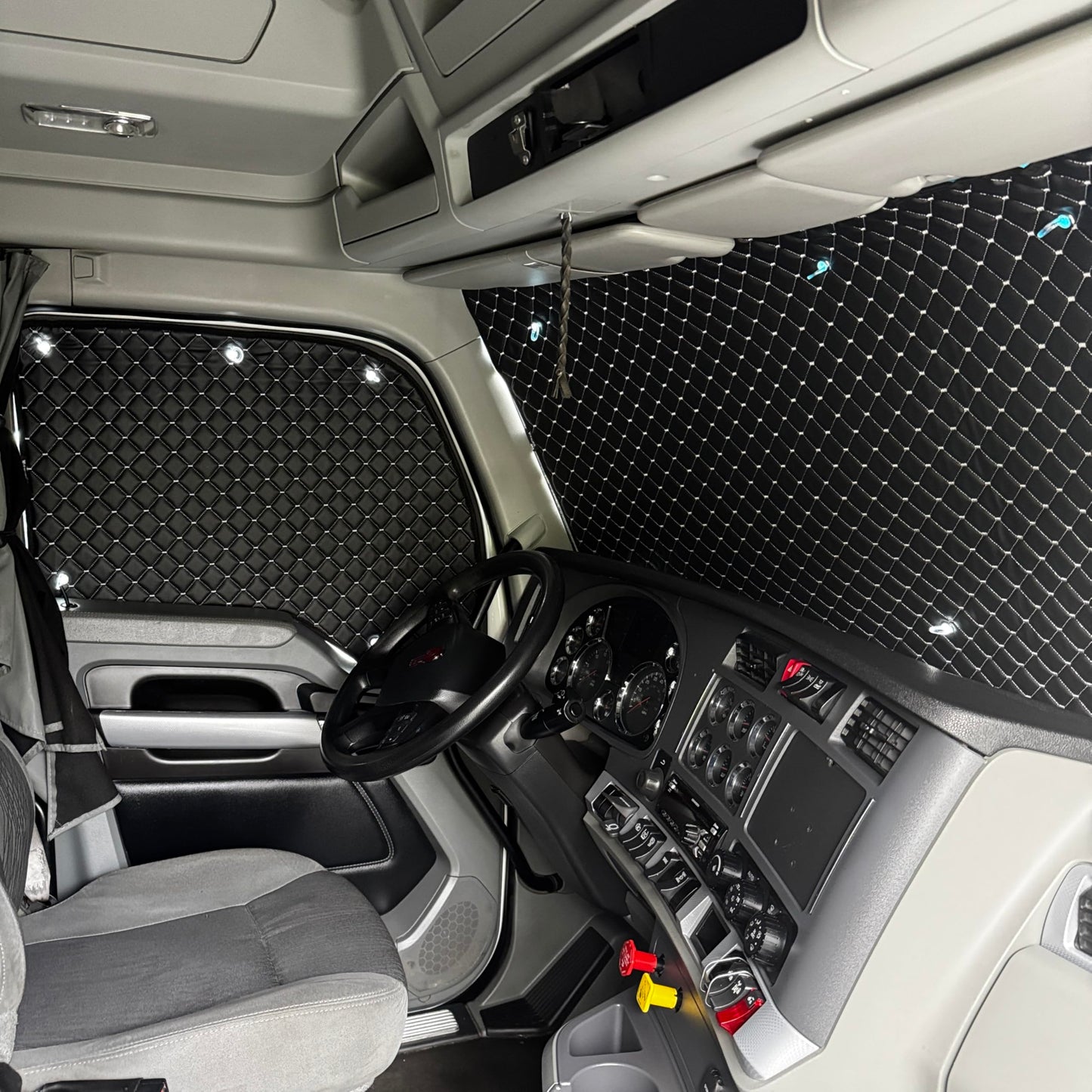Sun Shield – 3-Layer Insulated Blackout Window Cover – Compatible with Kenworth T680 Semi Truck – Heat & UV Protection, Enhanced Privacy, Easy Install & Removal for Cab Interior Comfort