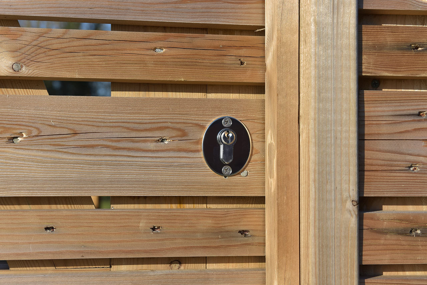 GateMate Long Throw Gate Lock, Euro Profile Keyed Both Sides Gate Lock for Sheds, Gates & Garage Doors, 316 Stainless Steel, for Wooden Gates & Doors Up to 2” Thick, Black, 5 Keys