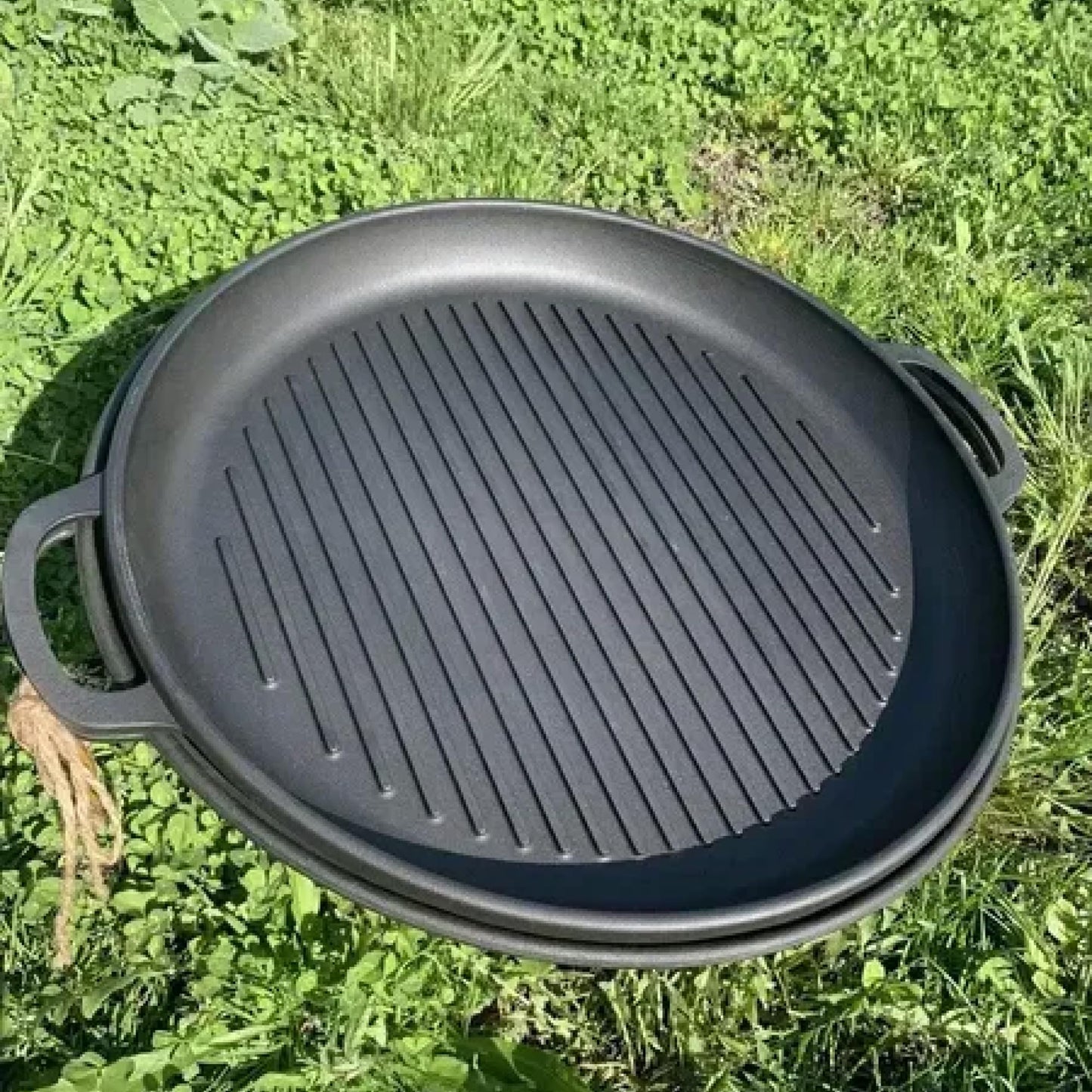 Dutch Oven Pot with Grill Lid (12.5 Quarts (12 L) Frying Pan Lid) – Maysternya Cast Iron Cookware Set – Camping Dutch Oven - Uzbek Kazan – Premium Camping Cookware – 2 in 1 Frying Pan + Cauldron