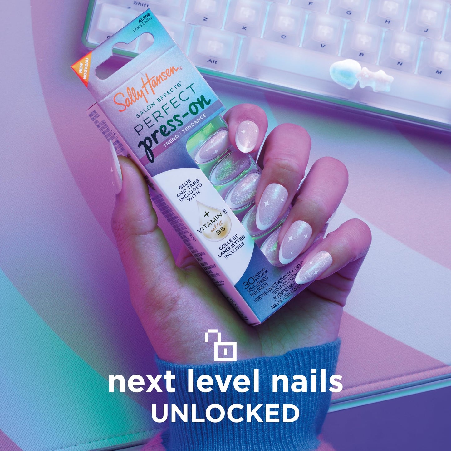 Sally Hansen Salon Effects Perfect Press-On Nails | Almond Shape | Easy to Apply, Non-Damaging | 30 Nails, Nail Glue, Adhesive Tabs, File | Sapphire Spin