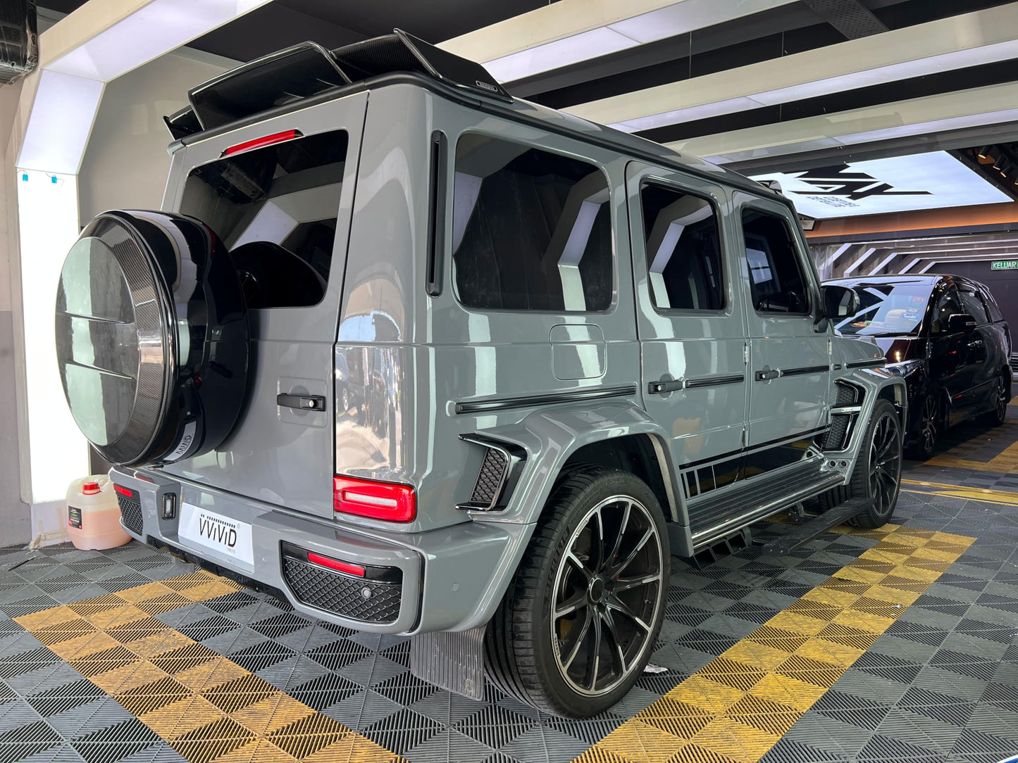 VViViD+ Ultra Gloss Nardo Dark Grey Vinyl Car Wrap Premium Paint Replacement Film Roll with Nano Air Release Technology, Stretchable Protective Cap Liner, Self Adhesive (25ft x 5ft)
